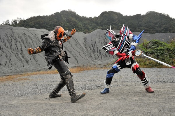 ディケイドアーマービルドフォーム