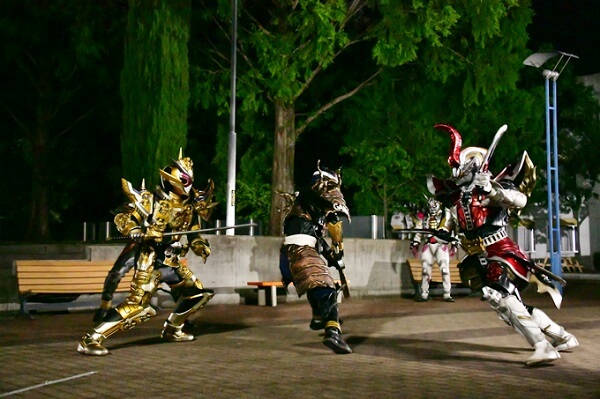 仮面ライダージオウEP41:アナザーライダーと戦うグランドジオウ