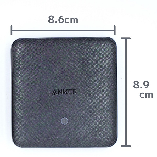 Anker「PowerPort Atom Ⅲ Slim(Four Ports)」縦横のサイズ