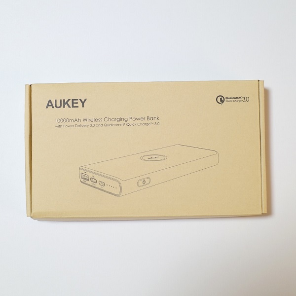 AUKEY Qi対応 10000mAh モバイルバッテリーPB-Y32パッケージ