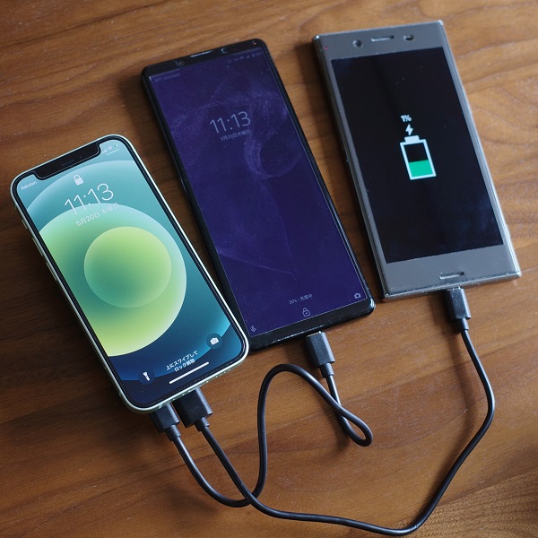 AUKEY Basix Pro Mini(PB-WL01S)で3台同時充電