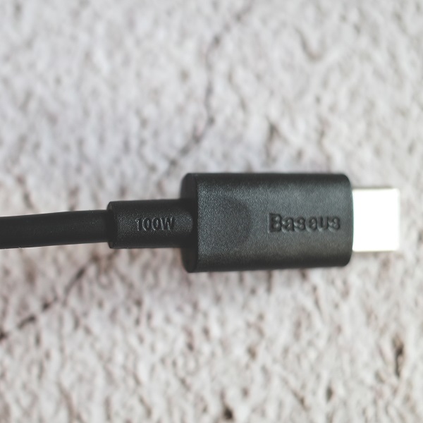 Baseus PowerCombo 同梱USB-C to USB-C 100Wケーブル