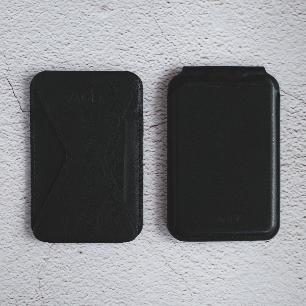 MOFT Flash Wallet & StandとSnap-On Phone Stand & Wallet（表面）