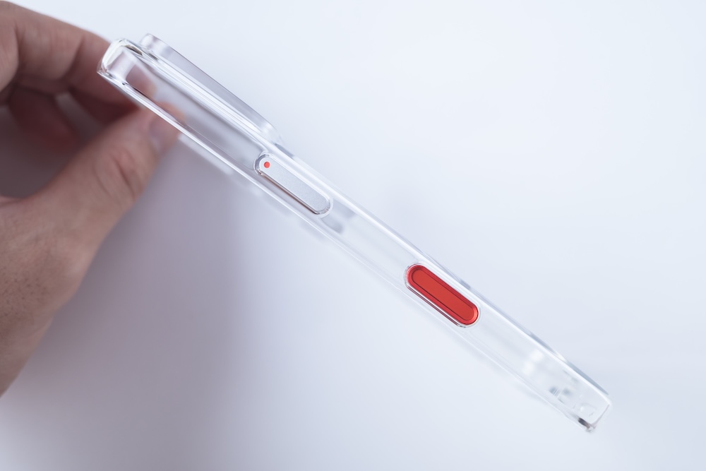 Getri Flat iPhone 16 Clear Case with Magneticカメラコントロール