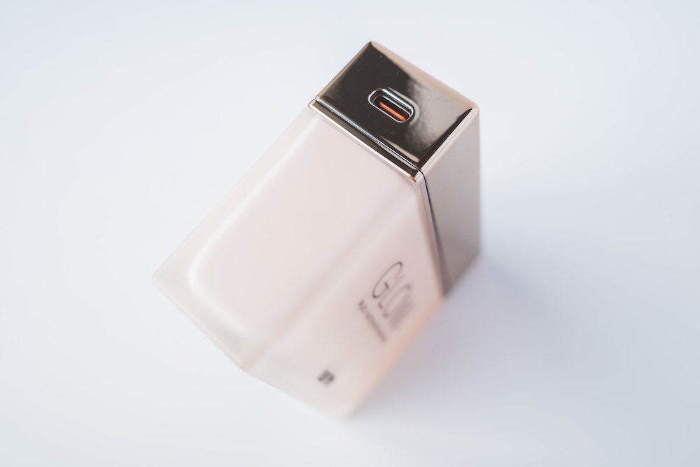 Lofree Glow Power BankのUSB-Cポート