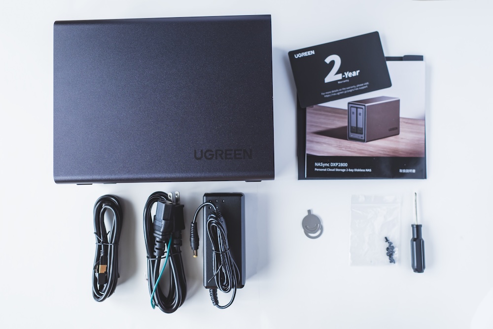UGREEN NASync DXP2800同梱品