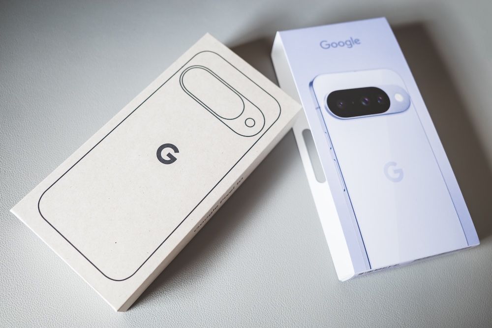 Google Pixel 10 Frostのパッケージ