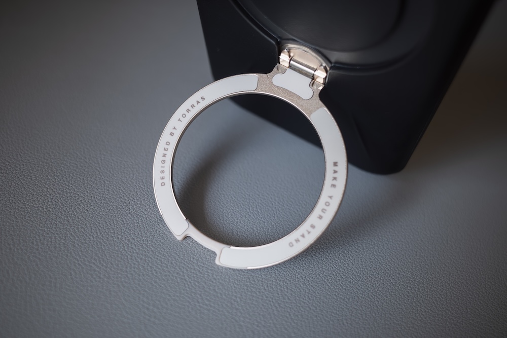 TORRAS Ostand Q3レザートーン リングスタンド内側