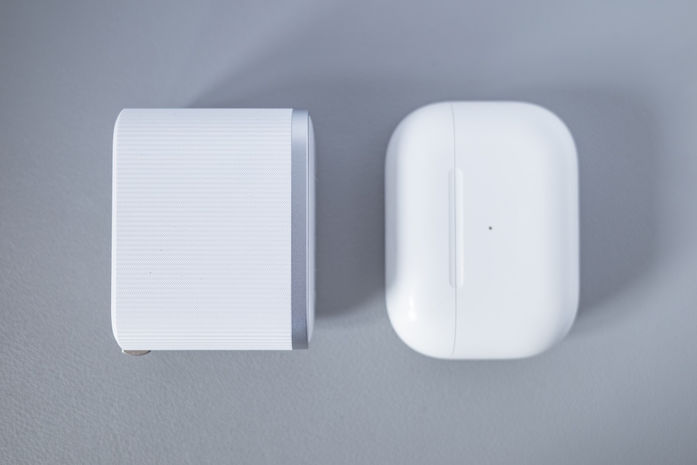 Anker Nano Charger (70W, 3 Ports)とAirPods Pro