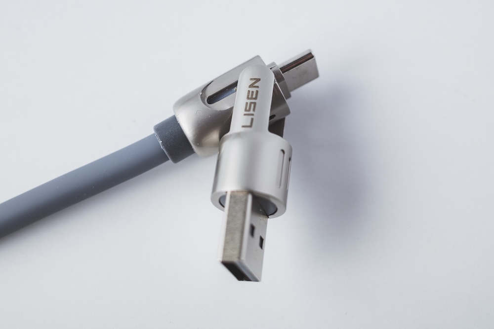 LISEN L110 240W 4-in-1 急速充電ケーブル USB-Aコネクタオープン