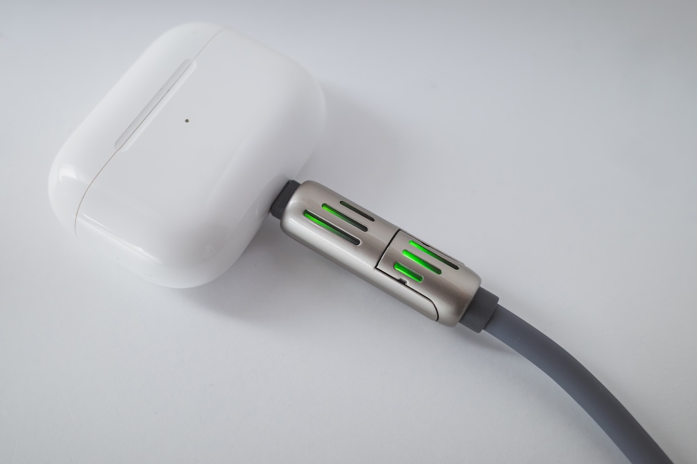 LISEN L110 240W 4-in-1 急速充電ケーブル+AirPods Pro