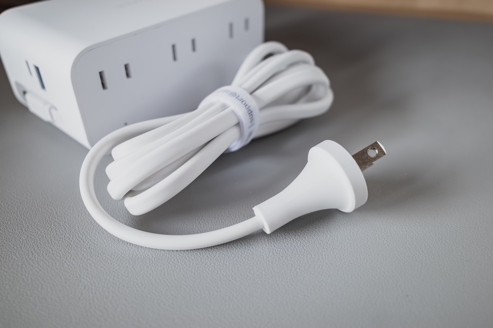 Anker Nano Charging Station (7-in-1, 100W, 巻取り式 USB-Cケーブル)ACケーブル