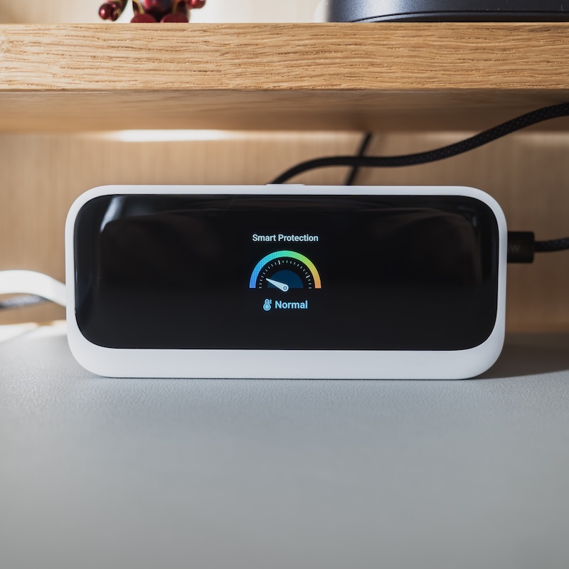 Anker Nano Charging Station (7-in-1, 100W, 巻取り式 USB-Cケーブル)ディスプレイ内部温度