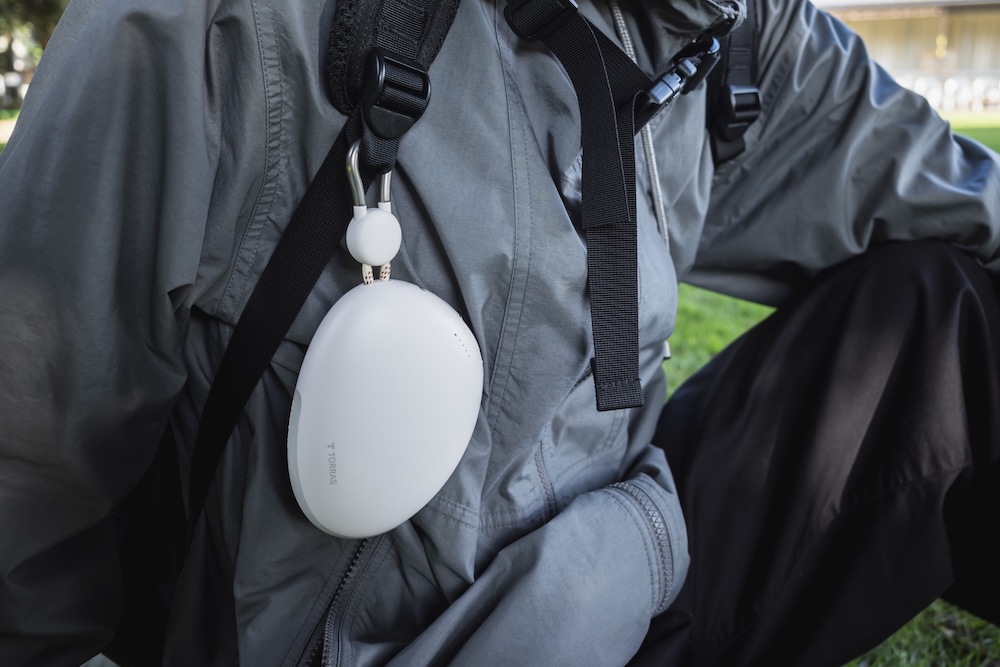 TORRAS FlexLine Pebbleをバックパックに装着