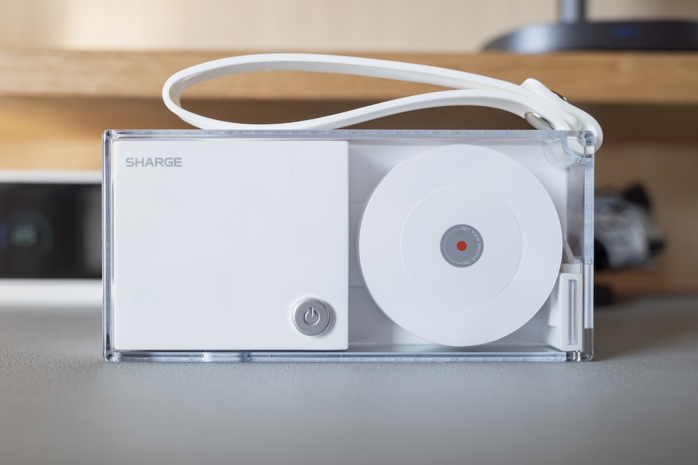 SHARGE 格納式 3-in-1 コンセント一体型モバイルバッテリー