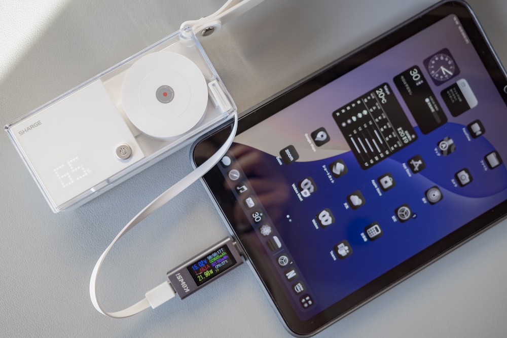 SHARGE 格納式 3-in-1 コンセント一体型モバイルバッテリーでiPad mini 6を充電