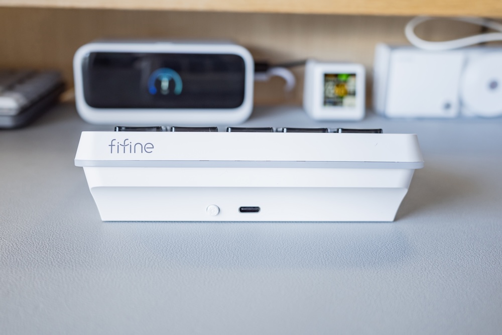 FIFINE AmpliGame D6本体背面