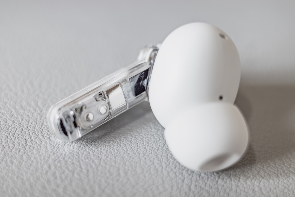 Nothing Ear (a)イヤホン本体の内側