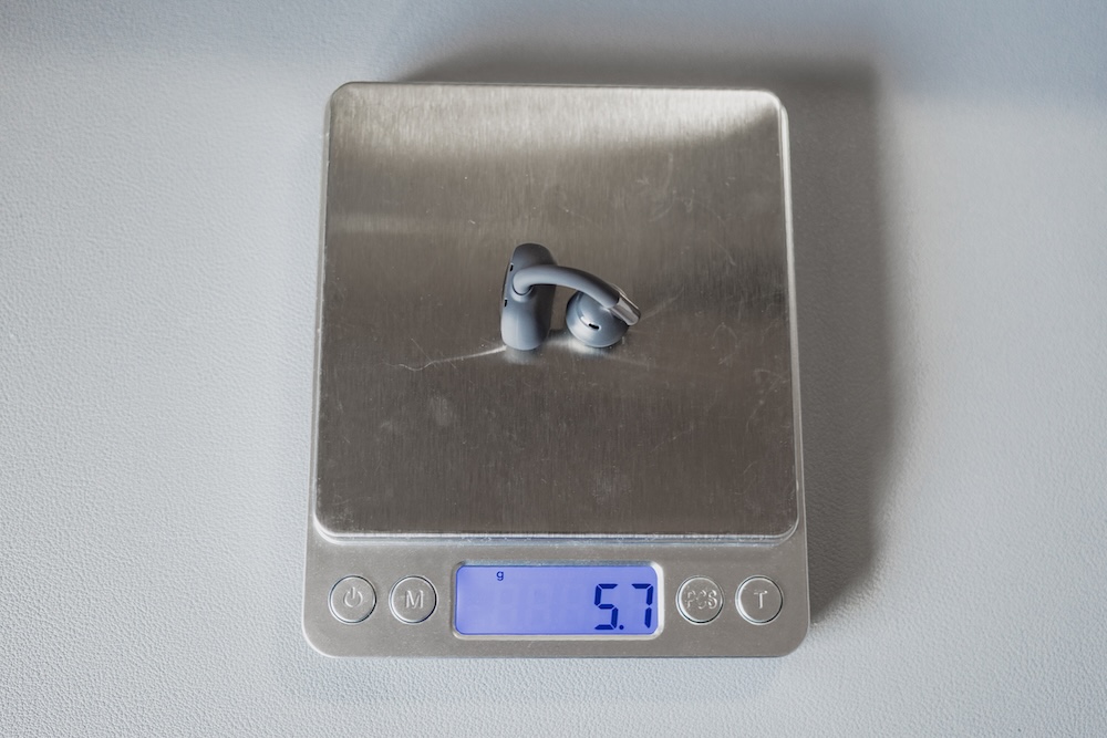 SOUNDPEATS Clip1イヤホンの重さ