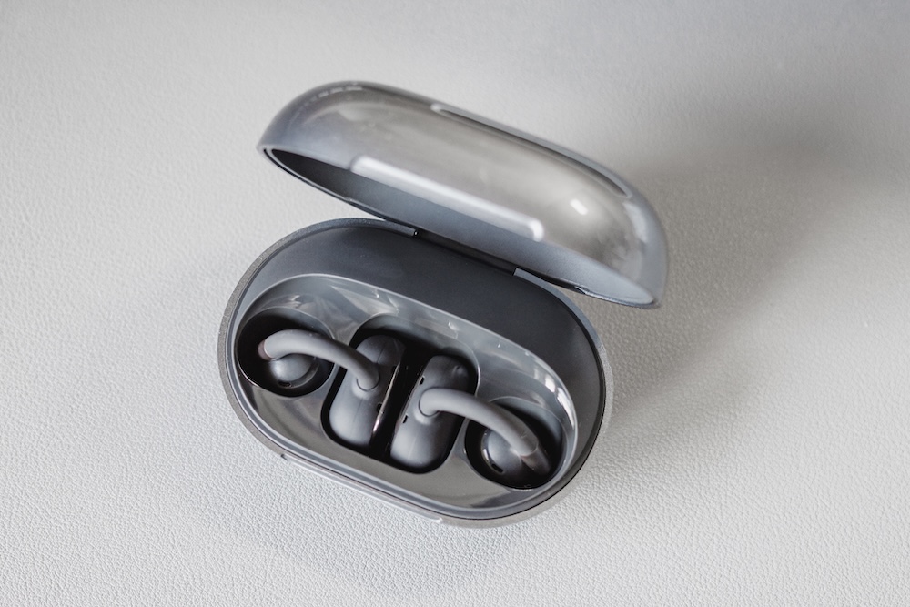 SOUNDPEATS Clip1ケースオープン