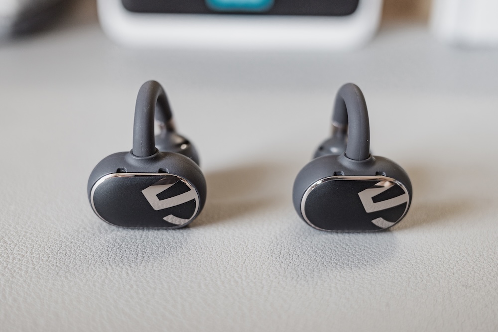 SOUNDPEATS Clip1イヤホン外側