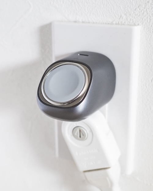 TORRAS FlashEye壁コンセントに直挿し