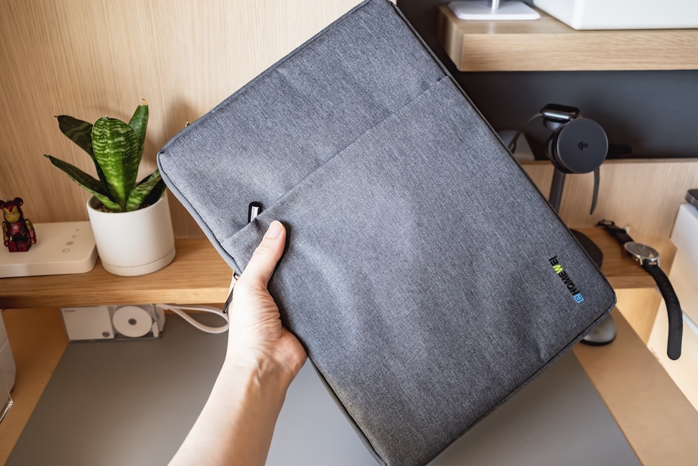 EHOMEWEI RO-160NUをケースに入れた状態