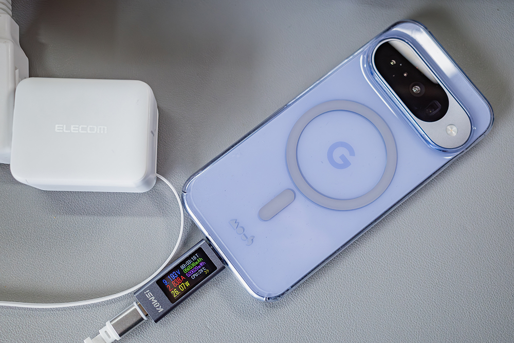 EC-AC12945WHでGoogle Pixel 10を充電