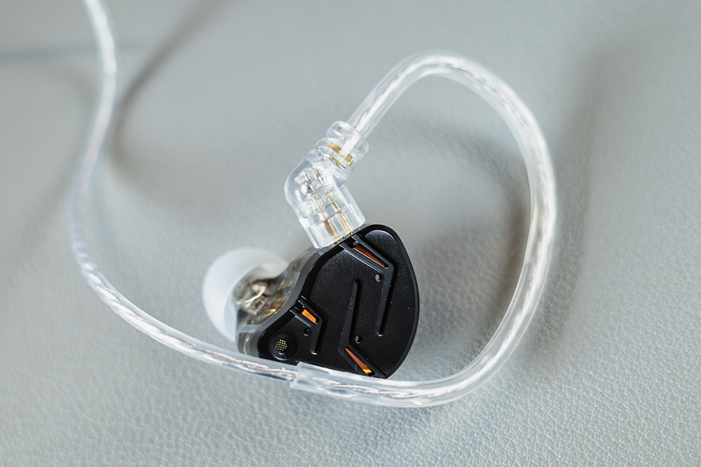 KZ ZST PRO X 左耳