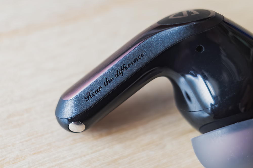 SOUNDPEATS Air6 Proのスローガンの刻印