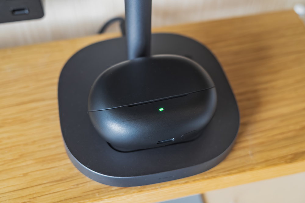 SOUNDPEATS Air6 Proをワイヤレス充電