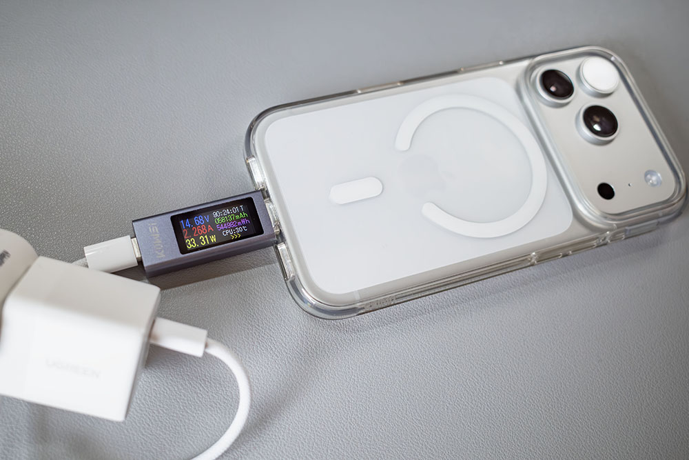UGREEN Nexode Air 45WでiPhone 17 Proを充電