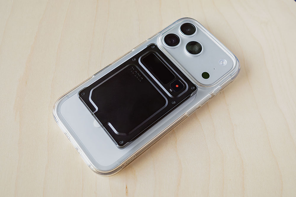 Notta Memo ProをiPhone 17 ProへMagSafe貼り付け