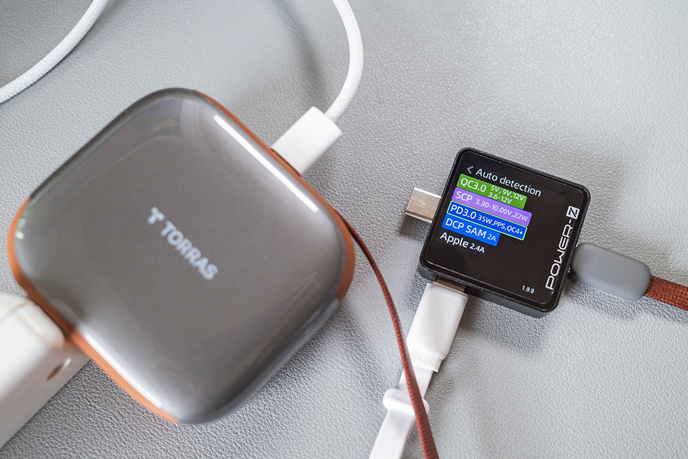 TORRAS FlexLine Pro 60W 2台同時充電時の内蔵ケーブルの急速充電のリスト
