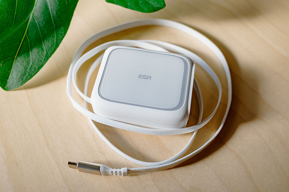 ESR Xtend 45W巻き取り式充電器 ケーブルの長さ