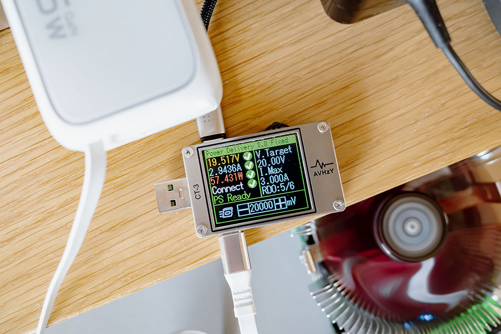 ESR Xtend 45W巻き取り式充電器 最大60Wテスト