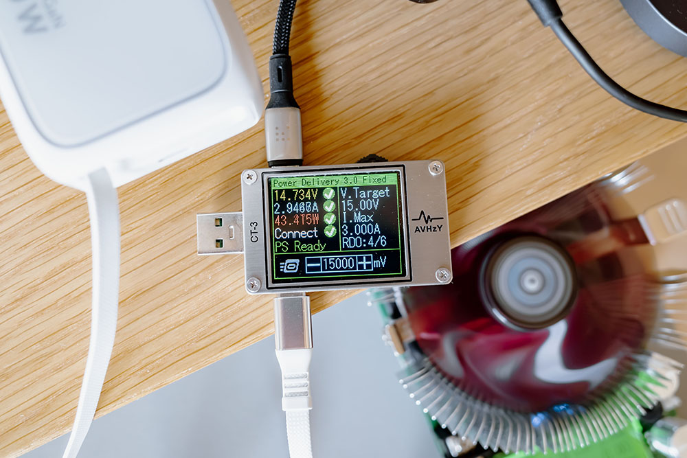 ESR Xtend 45W巻き取り式充電器 ブースト終了後の出力