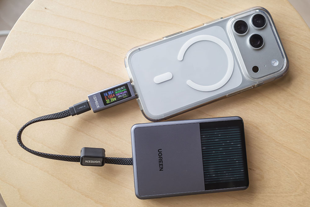 UGREEN MagFlow Pro 液体冷却式モバイルバッテリーによるiPhone 17 Proの有線充電速度